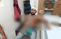 হিজলায় ছাত্রদল নেতার মোটরসাইকেল বহরে হামলা-ভাঙচুর