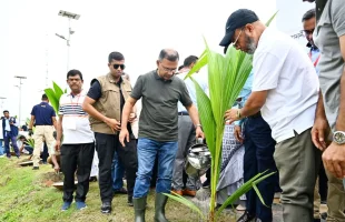ধর্ম-বর্ণনির্বিশেষে সকলে মিলে স্বৈরাচারকে হটিয়েছি: বরিশালে প্রধানমন্ত্রী