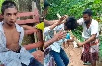 ফোন চুরির অপবাদে কিশোরকে মারধর, চুল কেটে ‘শাস্তি’