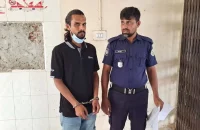 ঝালকাঠিতে মাদক নিয়ে ছাত্রদল নেতাসহ দুইজন আটক