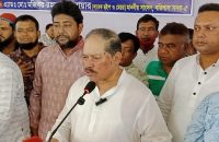 খালেদা জিয়া আপসহীনভাবে গণতন্ত্রের জন্য সংগ্রাম করেছেন : সরোয়ার
