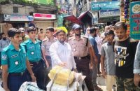 বরিশালে অস্বাস্থ্যকর পরিবেশে রেস্তোরাঁ পরিচালনা করায় ৩ প্রতিষ্ঠানকে জরিমানা