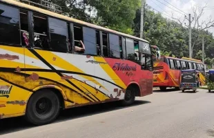 বাসভাড়া প্রতি কিলোমিটারে ২০ পয়সা বাড়াতে চান পরিবহন মালিকরা