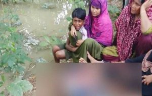 বরিশালে গলা ও হাত-পায়ের রগ কেটে কৃষককে হত্যা করল বোরকা পরা দুর্বৃত্তরা