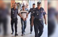 বরগুনায় জামিন নামঞ্জুর করায় এজলাসে আসামির হামলা, ৩ পুলিশ সদস্য আহত