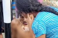 চুরির অপবাদে আটক, ক্ষুধার্ত বাবাকে খাওয়াতে চা-রুটি নিয়ে গেল শিশুসন্তান
