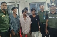 ঝালকাঠিতে মাদকবিরোধী অভিযানে ইয়াবাসহ গ্রেফতার তিন, ৬ মাসের কারাদ’ণ্ড
