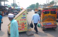সড়ক-ফুটপাত দখল করে রাতারাতি ২৫ দোকান, লাগানো বিসিসির লোগো