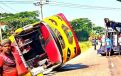 পর্যটন কার্নিভালে যোগ দিতে যাওয়ার পথে বাস খাদে, ২৫ যাত্রী আহত