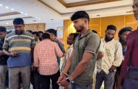 সেনাবাহিনীর পরিচয়ে প্রেমের ফাঁদ, যুবকের এক বছরের কারাদণ্ড