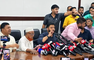 বিতর্কের মুখে ইশরাকের পদত্যাগ, টার্গেট করার অভিযোগ