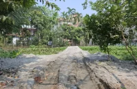 ছাত্রাবাস নির্মাণ করতে সরকারি বরিশাল কলেজের পুকুর ভরাট, বাধা সিটি করপোরেশনের